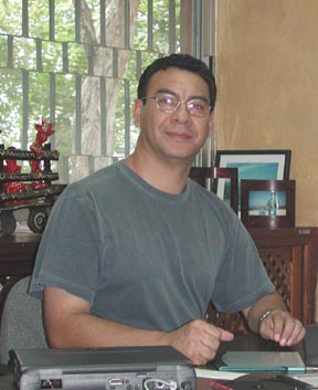 Dr. Ricardo Ayala